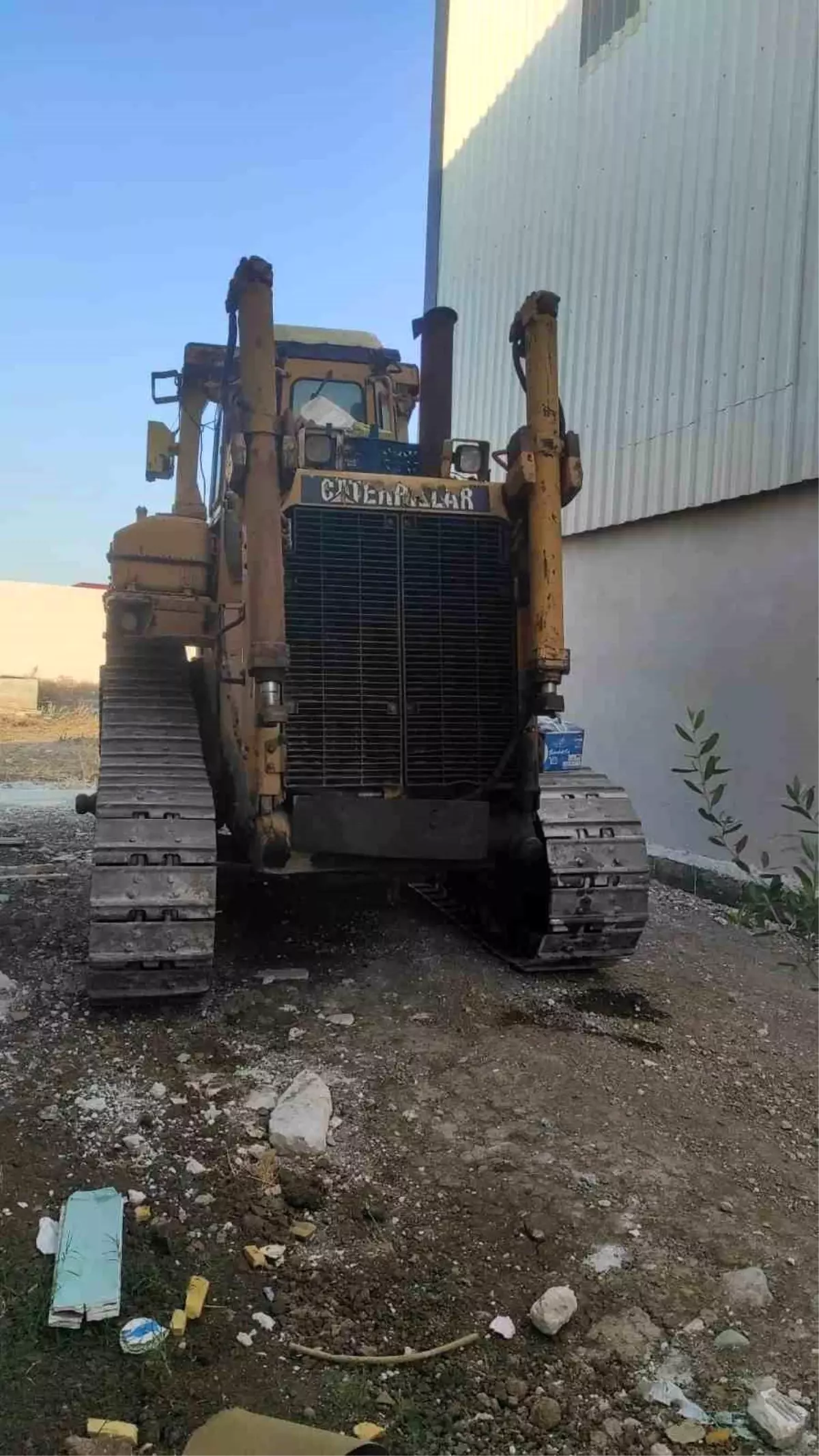 Dozer Dolandiriciligi Supheliler Paralarini Istemek Icin Magduriyet Iddiasinda Bulundu