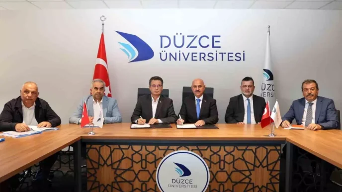 Duzce Universitesinde Toplu Is Sozlesmesi Imza Toreni Duzenlendi