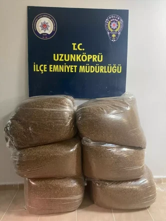 Edirnede 120 Kilogram Kacak Tutun Ele Gecirildi