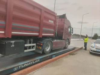 Edirnede Tasima Sinirini Asan Surucuye Cezali Mugan