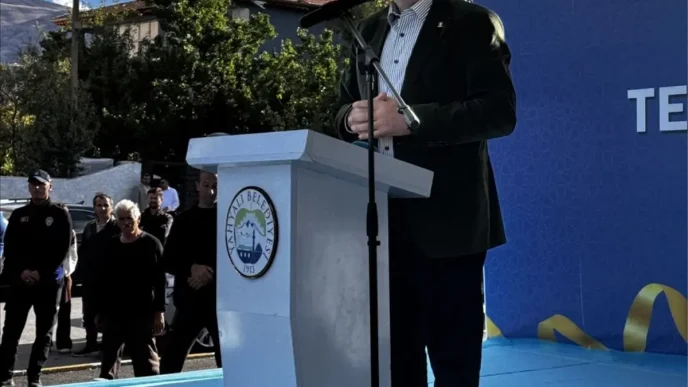 Elitastan Netanyahuya Sert Tepki Her Turlu Lanete Layik