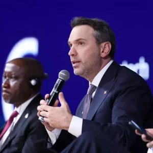 Enerji Bakani Alparslan Bayraktar Gastech 2025 Forumunda Turkiyenin Enerji Vizyonunu