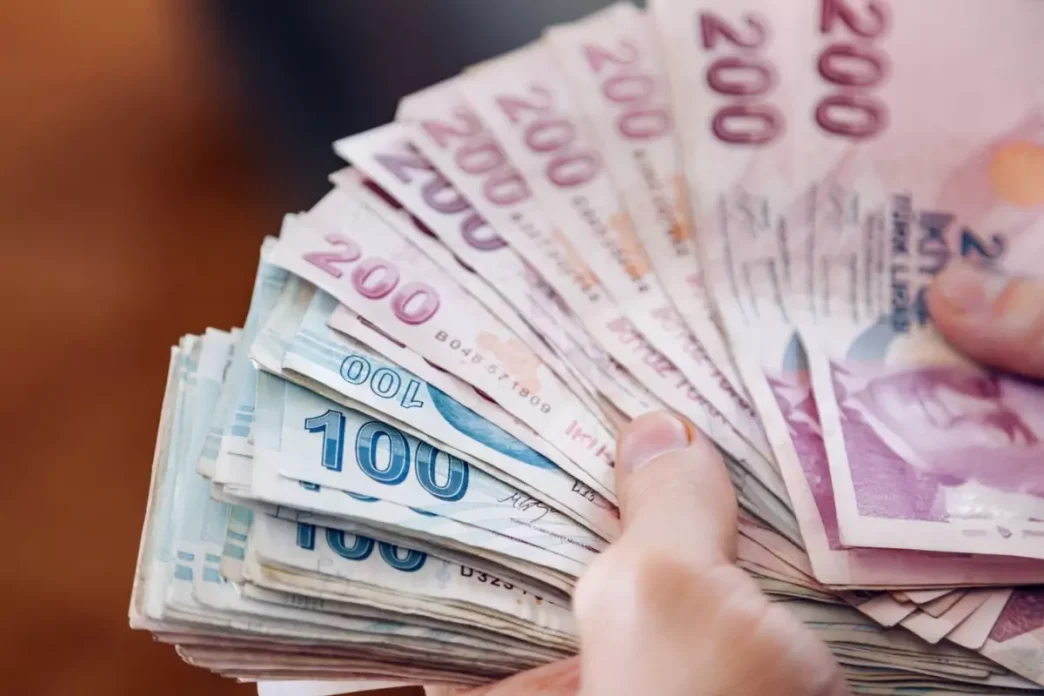 Enflasyon agustos ayinda yuzde 204 artti yillik bazda yuzde 3295