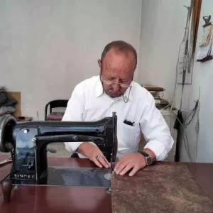 Ercisin Usta Terzisi Sevdin Karadag 55 Yildir Meslegine Askla Devam