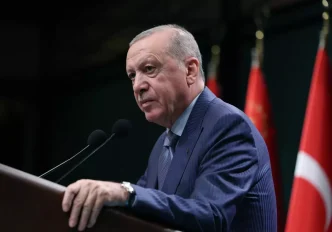 Erdogan Mahkeme kararlarini tanimiyorum demek hukuk devletine acikca kafa tutmaktir