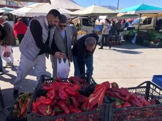 Erzincanda Kis Hazirligi Yerel Urunlerle Tursu ve Salca Yapimi