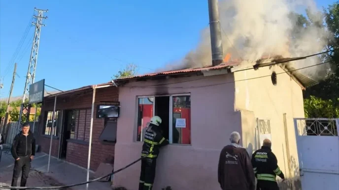 Erzincanda Tandir Ekmegi Uretiminde Yangin