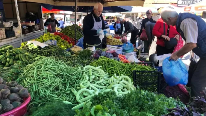 Erzincanda Tursuluk Urunler Pazarlari Senlendiriyor