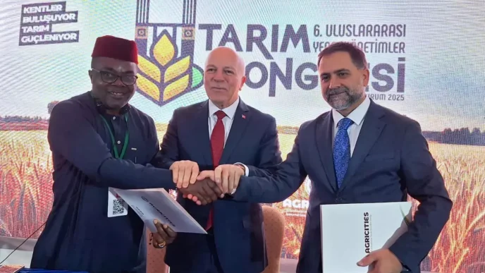 Erzurum ve Kamerun Kardes Belediye Protokolu Imzaladi