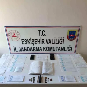 Eskisehirde Siddet ve Cebirle Tefecilik Yapan Iki Sahis Yakalandi