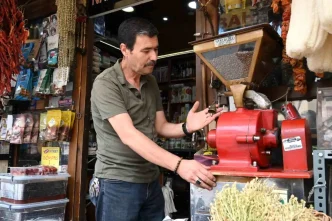 Eskisehirde Zillerle Gelenegi Yasatan Baharatci Metin Agilonu