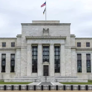 Fed faiz kararini acikladi