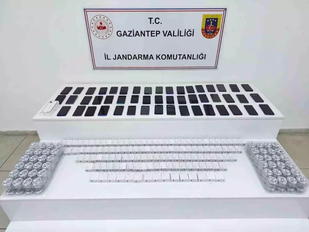 Gaziantepte 13 milyon TL degerinde kacak telefon ele gecirildi