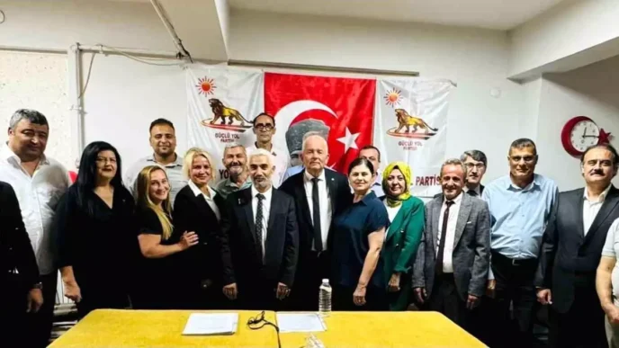 Guclu Yol Partisi Ilk Kongresini Denizlide Gerceklestirdi