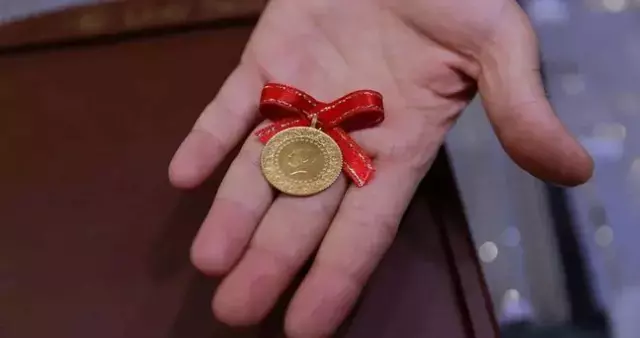 Güncel altın fiyatları: 15 Eylül 2025 gram, çeyrek, yarım, tam, cumhuriyet altın fiyatları ne kadar?