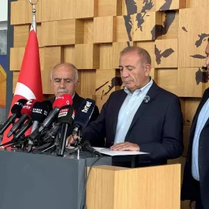 Gursel Tekinden CHP Yonetimine Elestiri