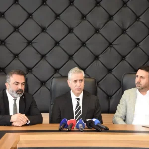 Hasan Basri Yalcin Teror meselesini tamamen topragin altina gommek mecburiyetindeyiz