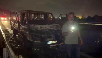 Hatayda Kamyonet Yangini Surucunun Tepkisi Dikkat Cekti