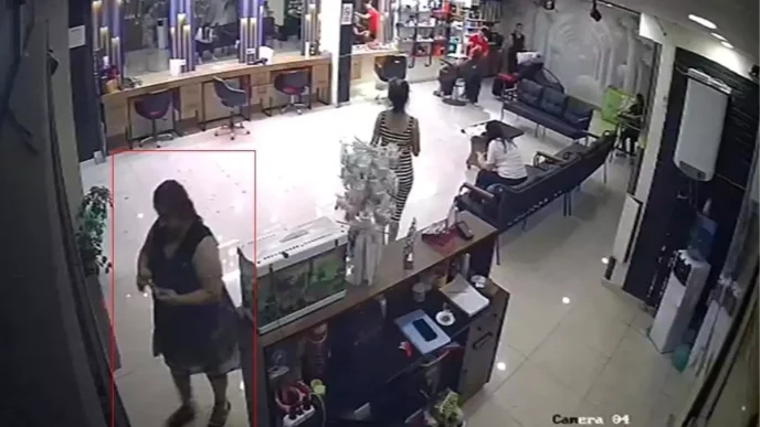 Hatayda Kuaforde Dolandiricilik Olayi 5 Bin TLlik Hizmetin Parasi Odenmedi