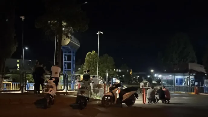 Hendekte Fabrikada Calisan Isci Sikisarak Hayatini Kaybetti