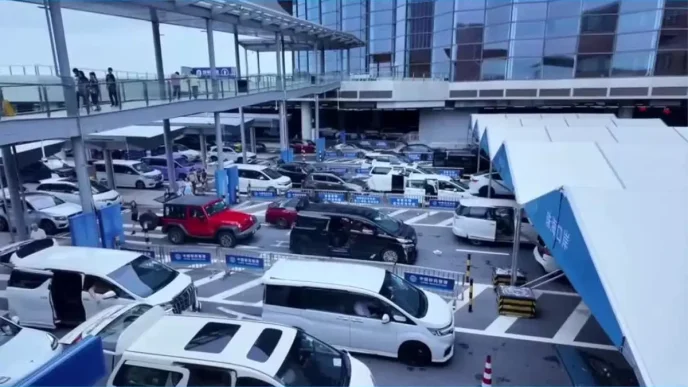 Hong Kong Zhuhai Makao Koprusunden 90 Milyon Yolcu Gecti