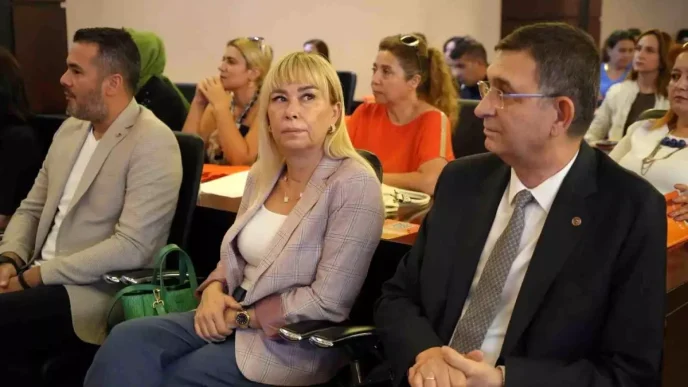 Ihracatin Kahramanlari Projesinin ilk il bulusmasi Gaziantepte gerceklesti
