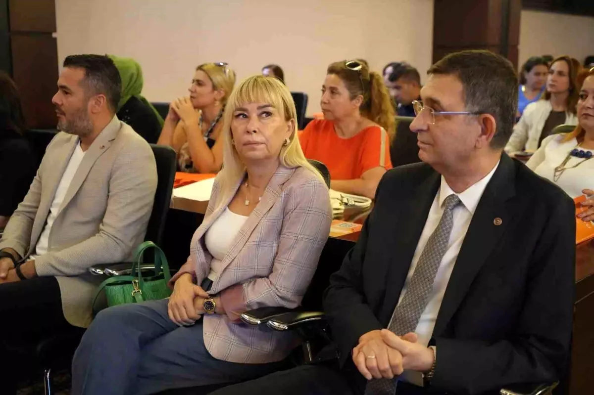 Ihracatin Kahramanlari Projesinin ilk il bulusmasi Gaziantepte gerceklesti