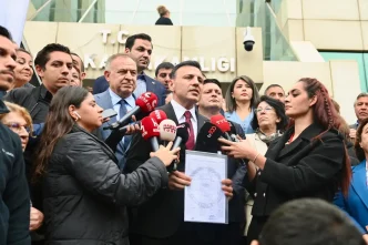 Istanbul Ozgur Celik Sariyer Ilce Secim Kurulu onunde konustu Metin