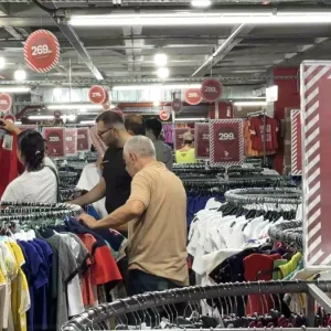 Istanbulda Garaj Gunleri Basladi Yuzde 90a Varan Indirimler