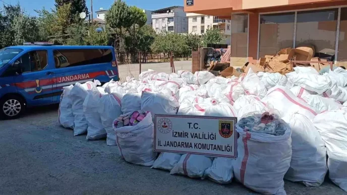 Izmirde 5 Milyon TL Degerinde Taklit Urun Operasyonu