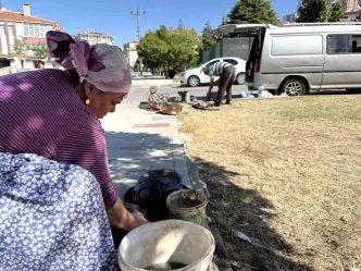 Kalayciligin Son Ustalari Muzaffer ve Hatice Okanin Hikayesi