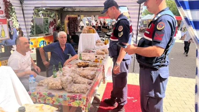 Karacasu Festivalinde Esnafa Dolandiricilik Uyarisi