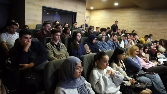 Kastamonu Universitesinde Uluslararasi Ticaret ve Lojistik Soylesileri Duzenlendi