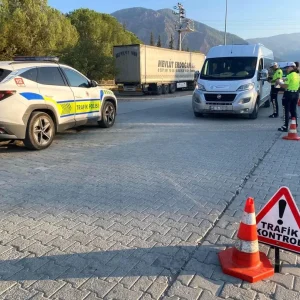 Koycegizde Trafik Denetimlerinde 47 Bin TL Cezai Islem