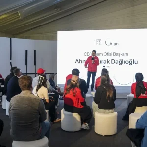 Kreatif Endustriler Turkiye Ekonomisine Ciddi Katki Sagliyor