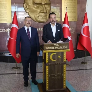Kursad Zorlu Igdirda Ziyaretlerde Bulundu