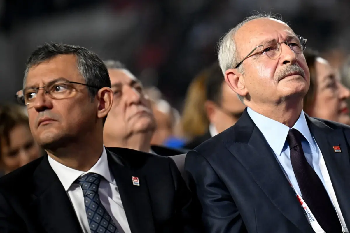 Kurultay davasinda kritik gun yarin CHPyi neler bekliyor