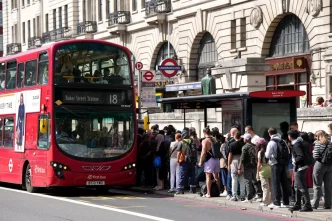 Londrada Ulasim Kaosu Grev Nedeniyle Metro Hizmetleri Kapali