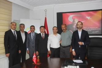 MHPli Ozyurek Zarada Muhtarlar ve Esnaflarla Bulustu
