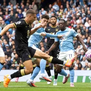 Manchester City Burnleyi 5 1 Maglup Etti