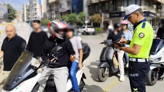 Manisada Trafik Denetimlerinde 748 Araca Ceza Kesildi