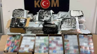 Mardinde Gumruk Kacagi Sigara Operasyonu 51 Bin Paket Ele Gecirildi