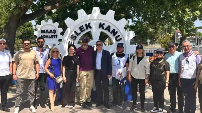 Muhendis Tek Sen ENERJI Sendikasi 2 Yilini Kutladi