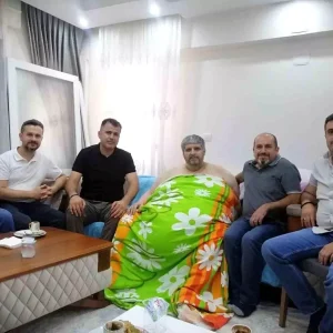 Nazillide Kalp Krizi Geciren Kuafor Toptancisi Baris Yildirim Hayatini Kaybetti