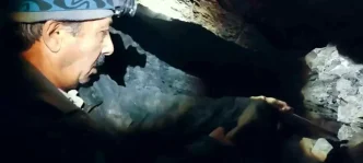 Oltu Tasinin Essiz Yolculugu Yer Altindan Sanata