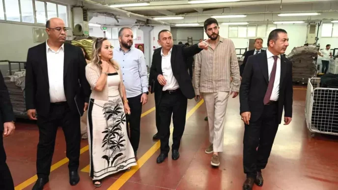 Ozbekistan Ankara Buyukelcisi DTOda sektor temsilcileriyle bulustu