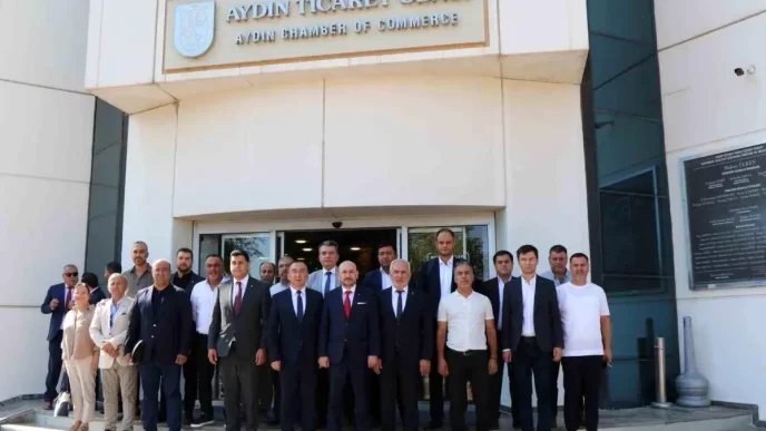 Ozbekistan Buyukelcisi Aydin Ticaret Odasini Ziyaret Etti
