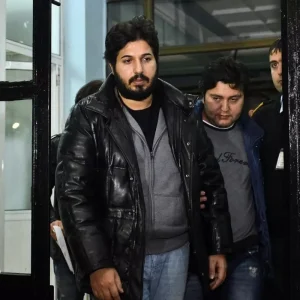 Reza Zarrabin hayati belgesel oluyor iddialarina Netflixten yanit