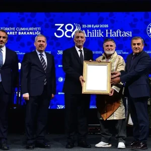 Sakarya Ahisi Salim Ozturk Ahi Esnaf Beratini Ticaret Bakani Bolattan