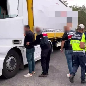 Sakaryada Kacakcilik Operasyonu 32 Ton Kiyilmis Tutun Ele Gecirildi